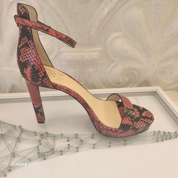 Vince Camuto Snakeskin Leather Heeled Sandals. NWT. Size 8.5 - Picture 2 of 8